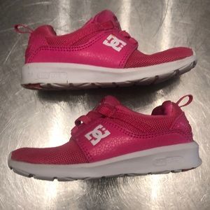 DC uni lite toddler shoes